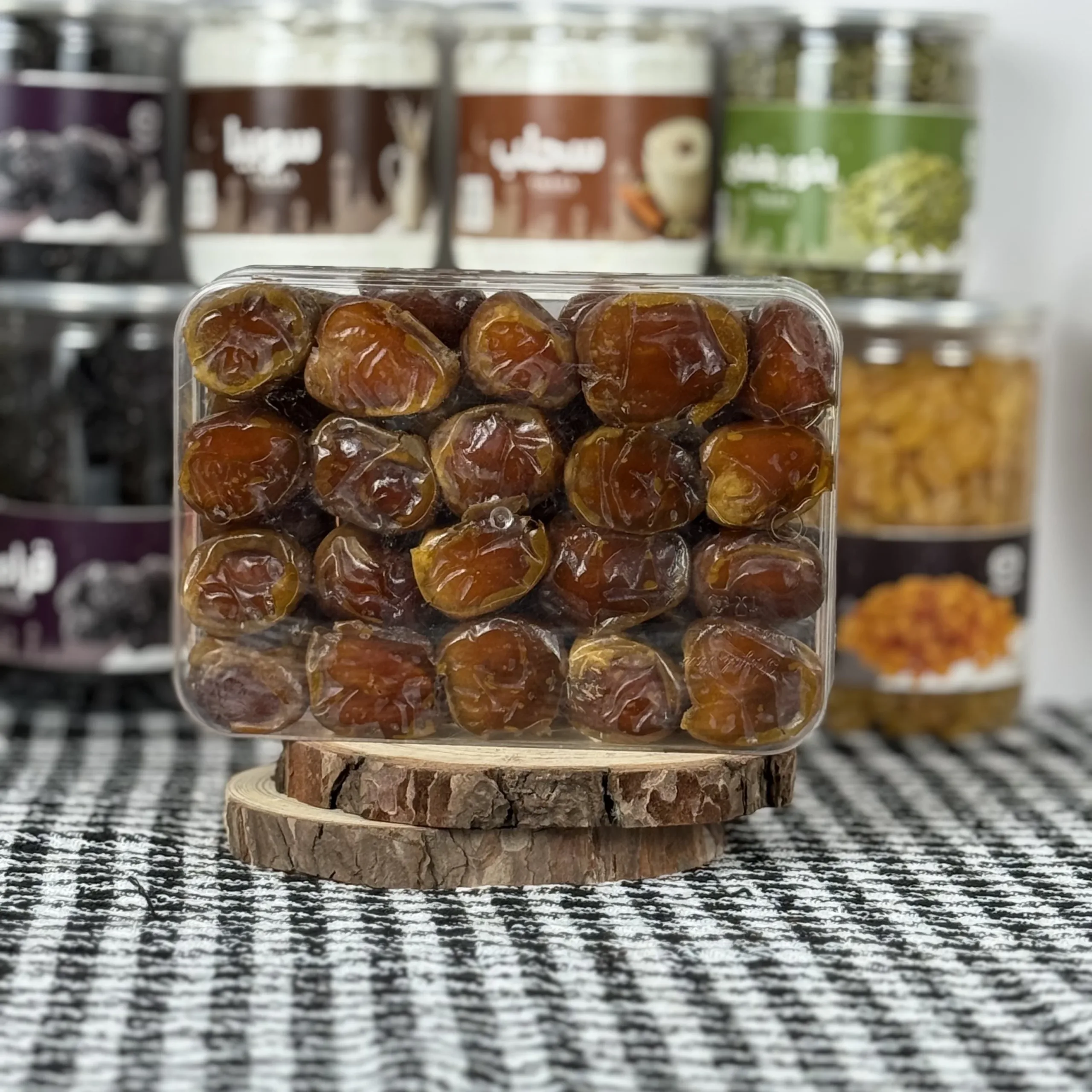 IMG_7153 تمر رطب ملكي - الصورة 1